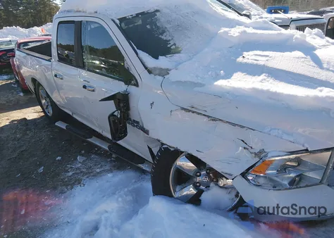 2015 Ram 1500 Big Horn z USA, uszkodzony, nr VIN 1C6RR7GT2FS660406